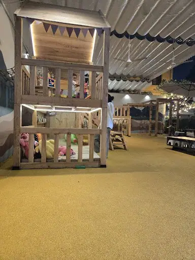 Casa Grande Thao Dien - Family Restaurant & Playground