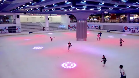 Vincom Ice Rink at Landmark 81