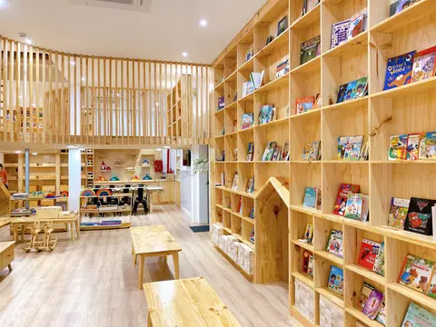 Tinker Box District 1 Indoor Playground